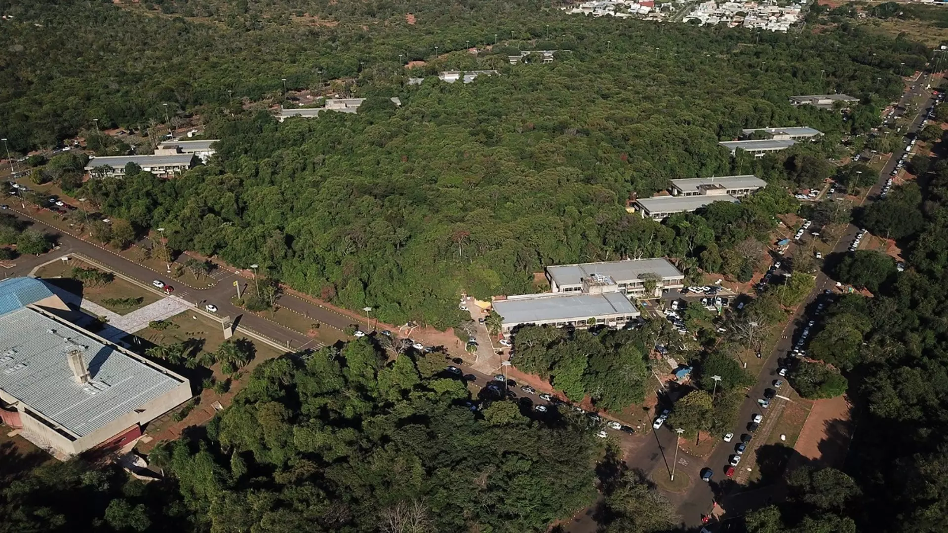 Vista aérea do Parque dos Poderes. (Foto: Arquivo, Chico Ribeiro, Governo de MS)