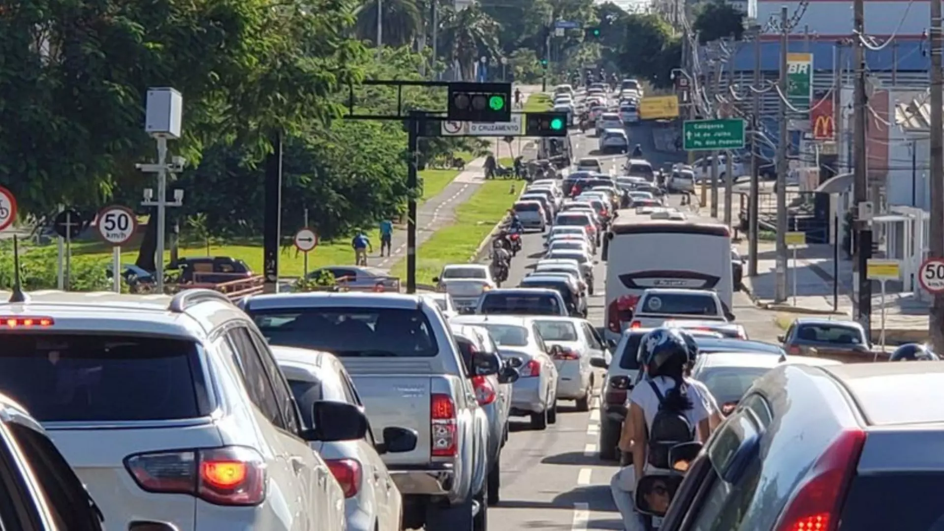 Trânsito na Avenida Afonso Pena (Foto: Arquivo, Midiamax)