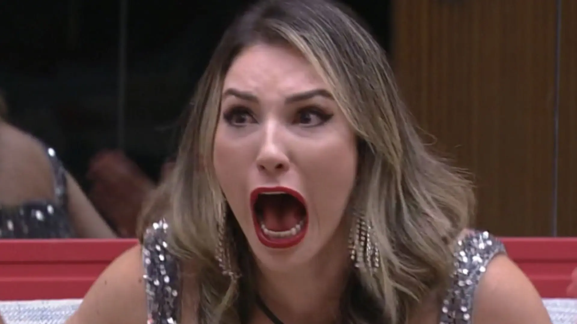 Momento em que Amanda soube que é a campeã do BBB 23 - (Foto: TV Globo/Reprodução)