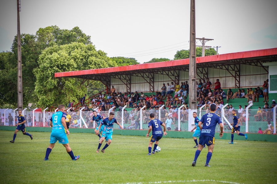 Coincidência: Sport Club Batayporã e Tigrão F.C abriram campeonato e vão protagonizar a final. Foto: Maicon Araújo - Arquivo Prefeitura de Batayporã