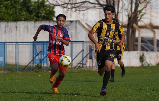 Ubiratan e AEFA empataram na estreia em Dourados ? Foto: Marcelo Berton.