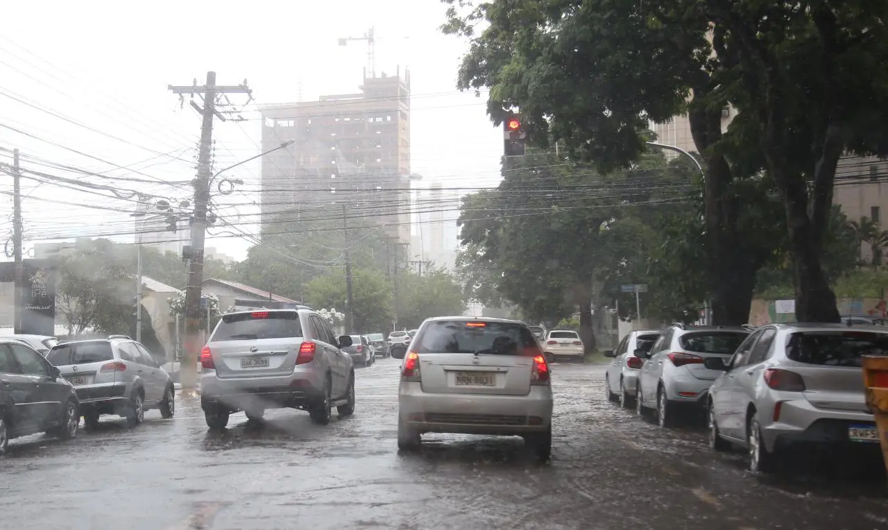 Chuva em Mato Grosso do Sul - (Foto: Kísie Ainoã/Midiamax)