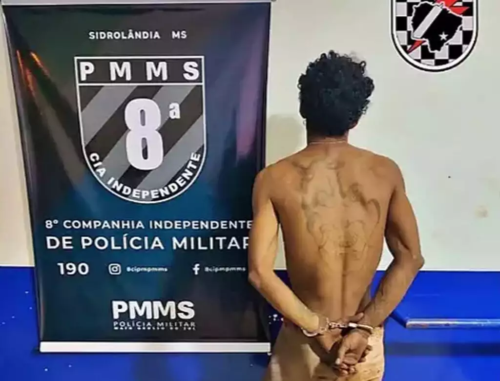 Daniel foi levado para delegacia e depois encaminhado para presídio (Foto: Divulgação | PM) 