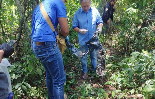 Local onde ossos humanos foram encontrados nesta quarta-feira (Foto: Adilson Domingos)