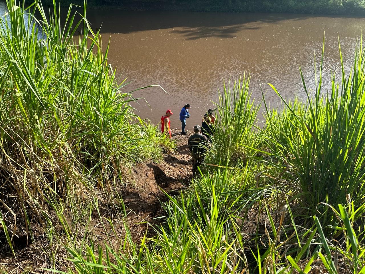 Momento em que o corpo foi localizado / Foto: Jardim MS News