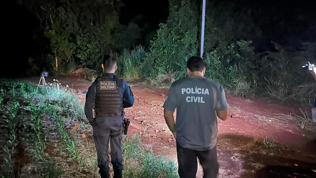 Corpo foi encontrado em estrada vicinal - (Foto: Reprodução)