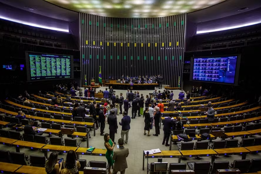 Plenário da Câmara dos Deputados - Foto: Brenno Carvalho/Agência O Globo/14-12-2023