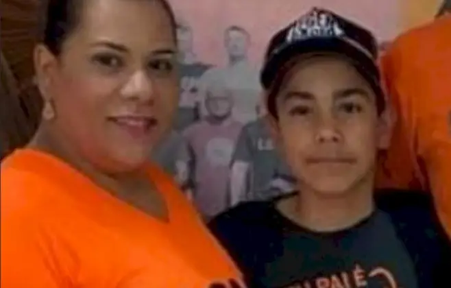 M&atilde;e e filho que morrem no acidente; Foto: Reprodu&ccedil;&atilde;o/Redes Sociais