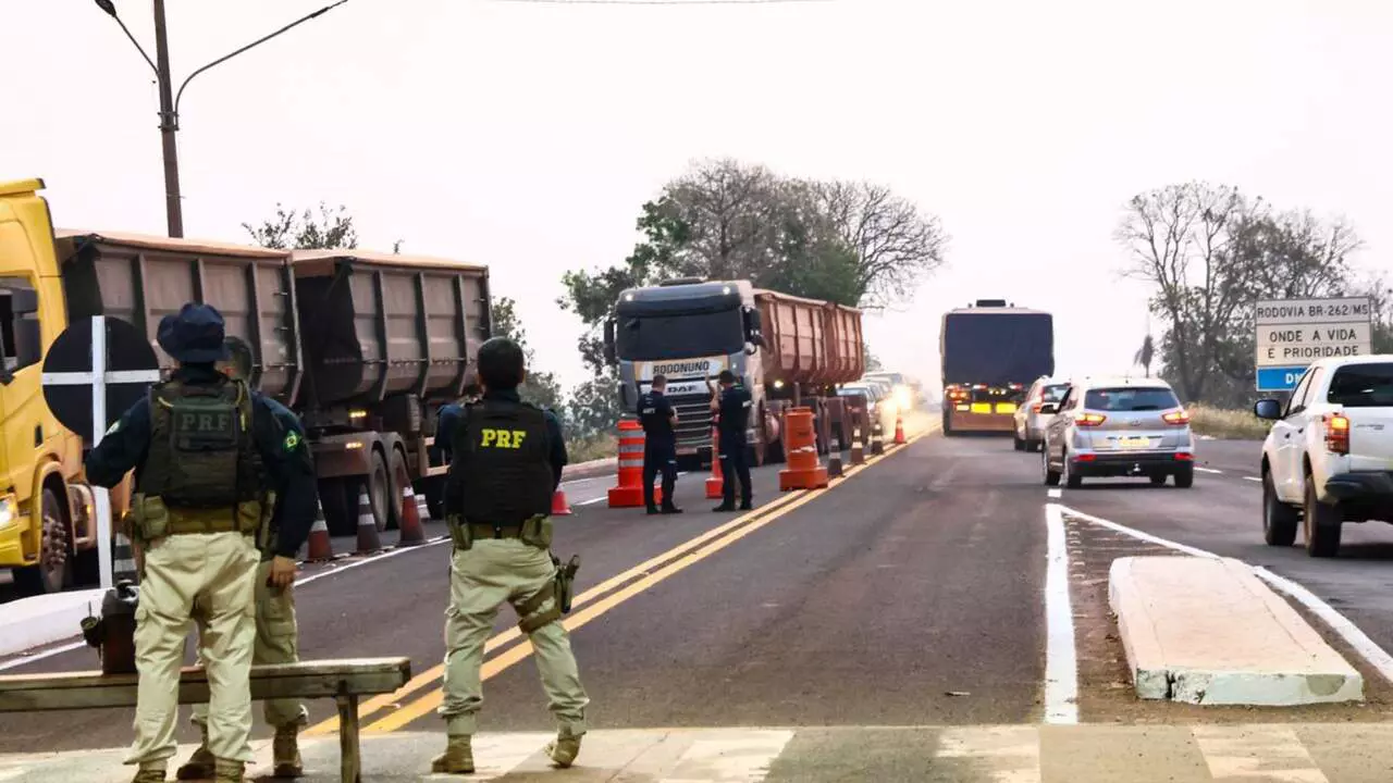 Trecho da BR-262. (Foto: Henrique Arakaki/Jornal Midiamax)