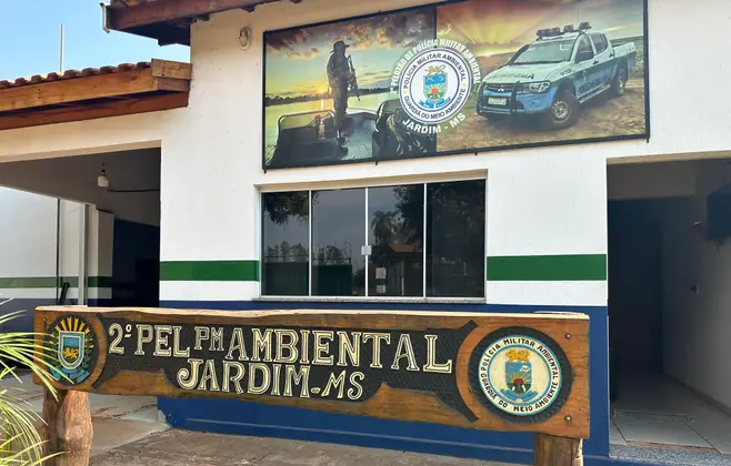 Pol&iacute;cia Ambiental em Jardim