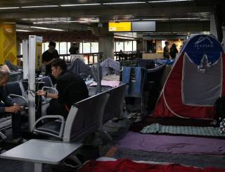 Liminar impede deportação de 70 imigrantes do aeroporto de Guarulhos