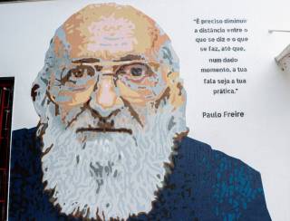 Instituto lança série que desmistifica obra de Paulo Freire 