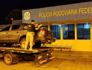 Polícia rodoviária apreende 1,4 tonelada de maconha em caminhonete furtada