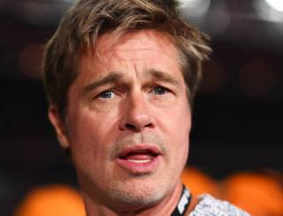 Brad Pitt alerta fãs após golpistas pedirem dinheiro se passando por ele