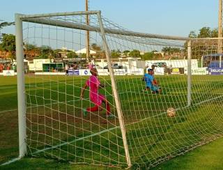 Naviraiense vence Sete de Setembro e encosta na liderança da Série B Estadual