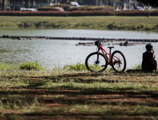 Parte do Brasil enfrenta nova onda de calor, aliada à baixa umidade