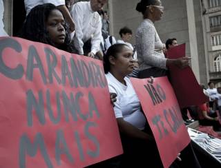 Justiça de SP extingue penas de policiais pelo massacre do Carandiru