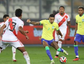 Brasil enfrenta seleção peruana em Brasília pelas Eliminatórias