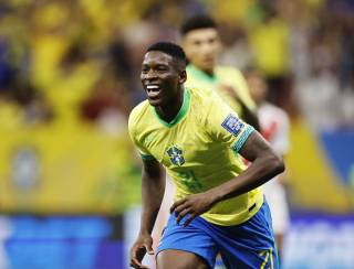 Luiz Henrique marca dois e Brasil derrota seleção peruana em Brasília