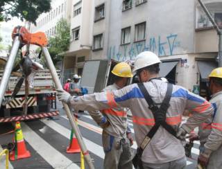 Apagão em São Paulo: moradores de Cotia estão sem energia elétrica desde sexta