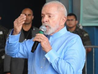 Lula diz que pode 