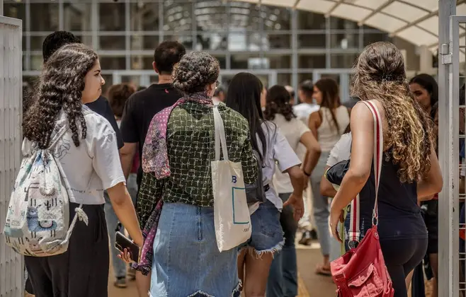 Saiba quais documentos são aceitos para participar do Enem em novembro