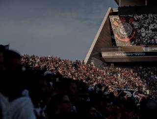 Corinthians, Gaviões da Fiel e Caixa assinam protocolo para pagar dívida da Neo Química Arena