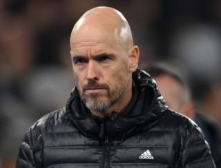 Manchester United demite Ten Hag e anuncia ex-camisa 10 do clube como interino