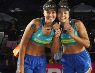 Sul-mato-grossense Victoria Lopes é bronze no Circuito Mundial de Vôlei de Praia