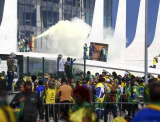 Justiça da Argentina ordena prisão de 61 foragidos do 8 de janeiro