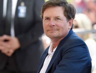 Michael J. Fox não perde humor ácido em meio a diagnóstico de Parkinson