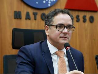 Bitto Pereira é reeleito presidente da OAB/MS