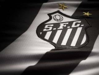 Santos acerta a renovação de contrato com o lateral-esquerdo Souza