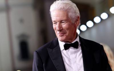 Richard Gere transforma mansão num 'bunker' ao erguer muros de 4 metros