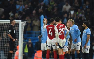 Haaland e Gabriel Jesus trocam ofensas em Manchester City x Arsenal