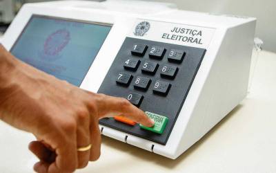 SP: Justiça Eleitoral inicia preparação de 114 mil urnas para eleições