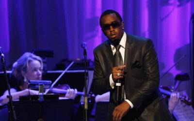 Diddy está &quot;sendo tratado como qualquer outro detido&quot;