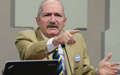 Ex-ministro Aldo Rebelo fala em 