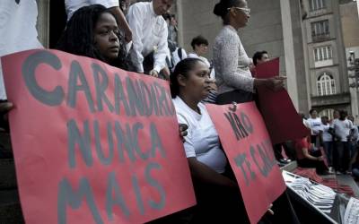 Justiça de SP extingue penas de policiais pelo massacre do Carandiru