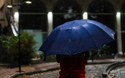 Chuva forte no estado de São Paulo derruba muro e mata três pessoas em Bauru