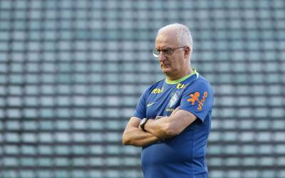 Eliminatórias: Dorival espera jogo complicado contra seleção peruana