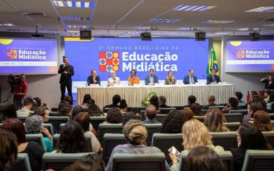 Com educação midiática, estudantes são aliados no combate a fake news