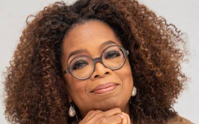 Trump ataca Oprah Winfrey e Fox News antes de ser declarado presidente pela 2ª vez