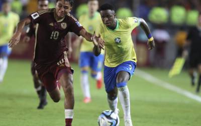 Vini Jr perde pênalti, Brasil mostra futebol instável e empata com Venezuela nas Eliminatórias