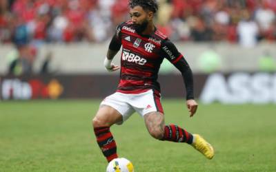 De saída do Flamengo, Gabigol repete Cristiano Ronaldo e lança canal no YouTube