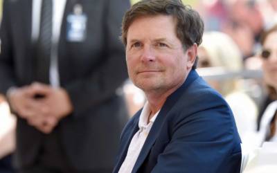 Michael J. Fox não perde humor ácido em meio a diagnóstico de Parkinson