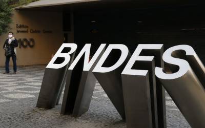 BNDES assina contrato com Banco de Desenvolvimento da América Latina 