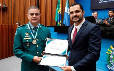 Caravina homenageia profissionais da Segurança Pública com Medalha Adib Massad