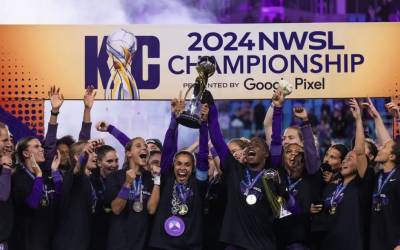 Marta é campeã com Orlando Pride na liga feminina de futebol nos EUA