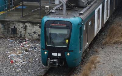 Mais de 1 km de cabos de linha de trem são furtados no Rio de Janeiro